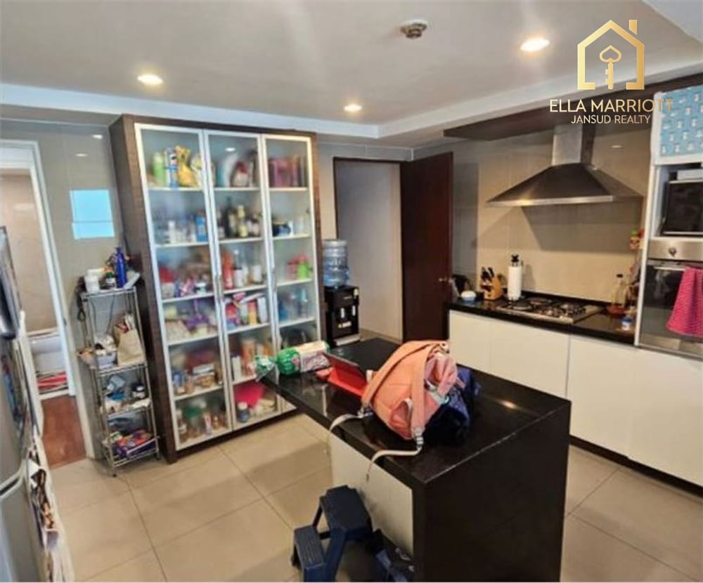 Pet Friendly - Penthouse 4 Bedrooms - High rise apartment - Asoke 17