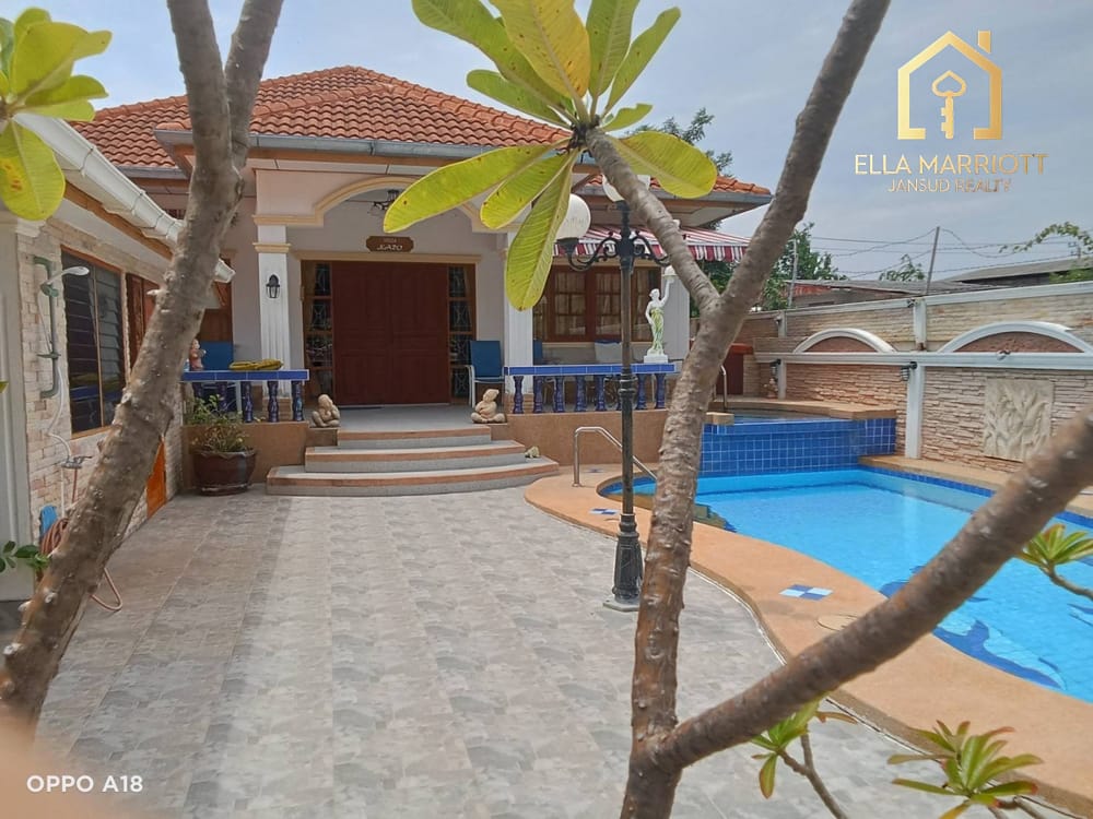 PRIVATE POOL VILLA  | PET-FRIENDLY HOME 2