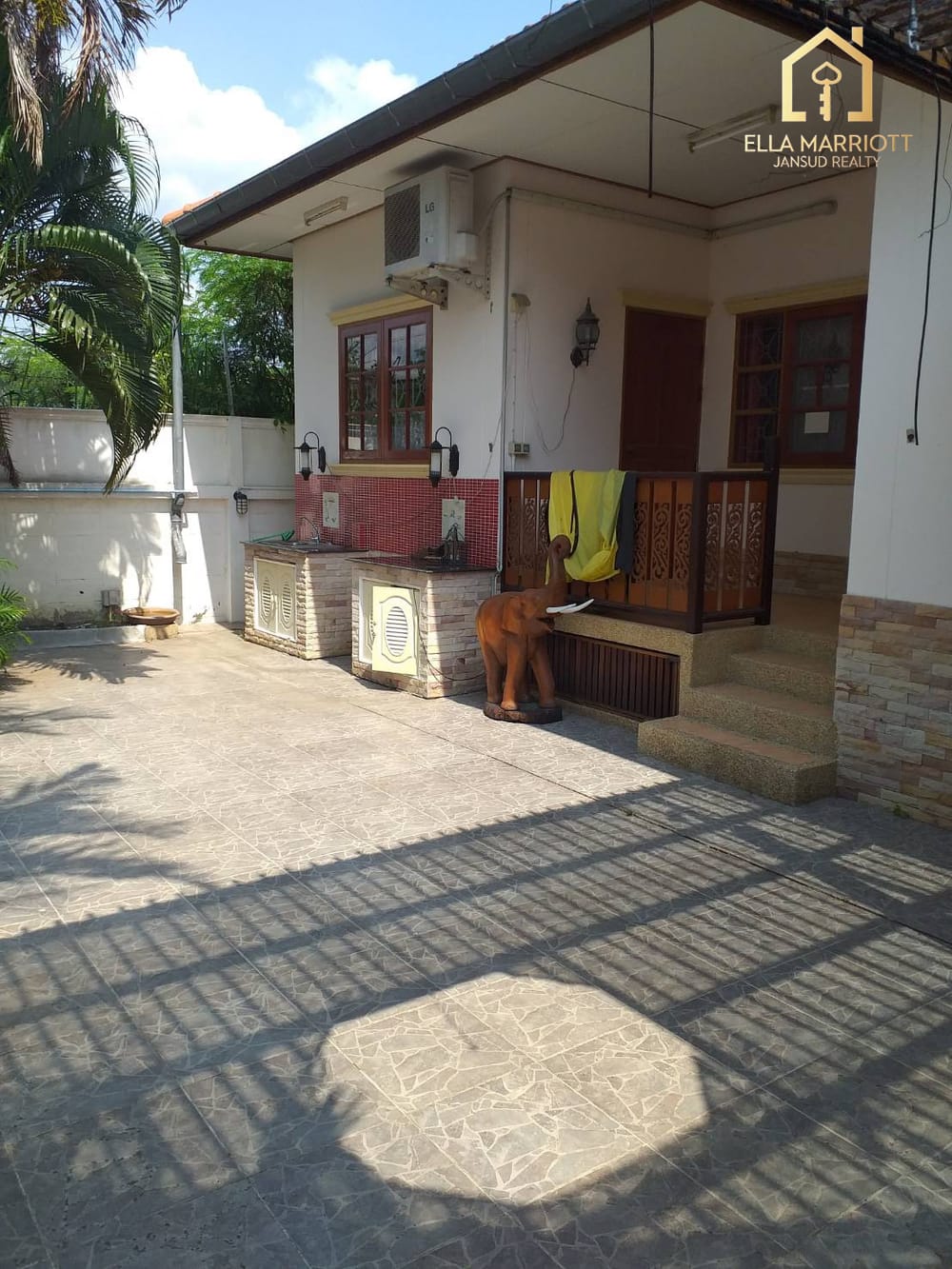 PRIVATE POOL VILLA  | PET-FRIENDLY HOME 4