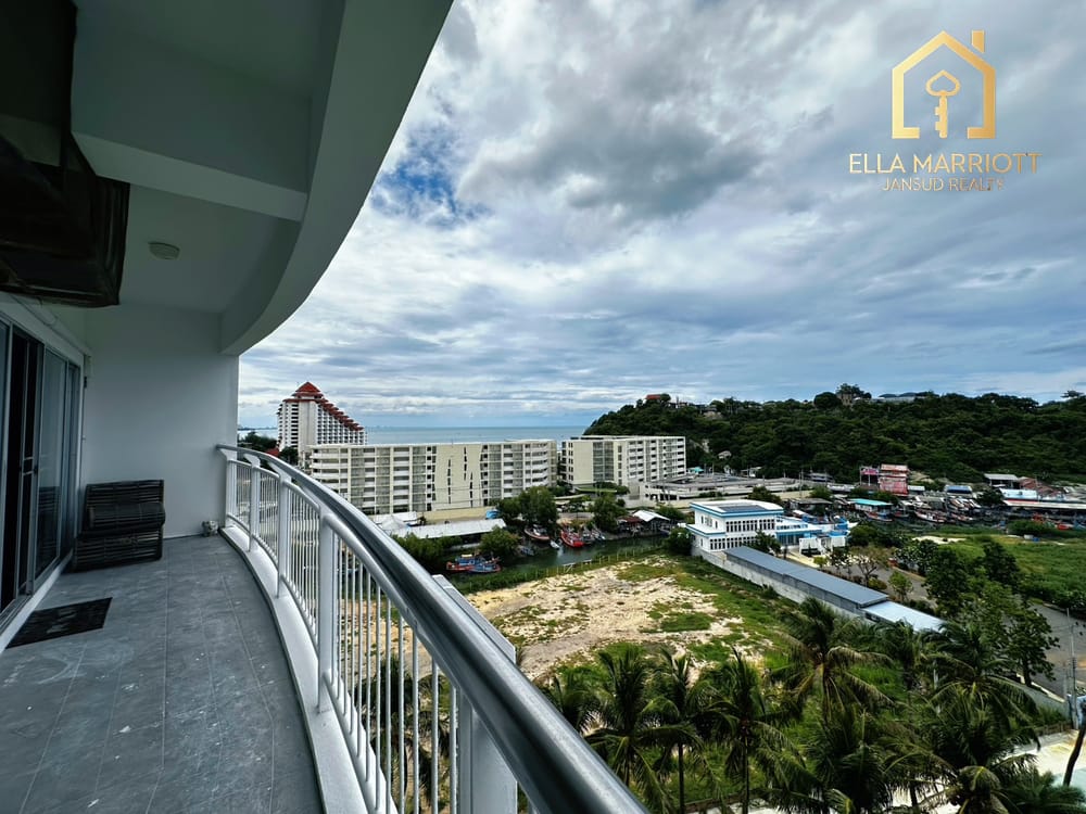 STUNNING SEA VIEW JAMJUREE CONDO 10