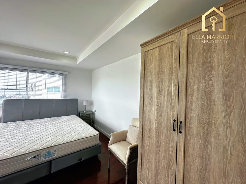 STUNNING SEA VIEW JAMJUREE CONDO 6