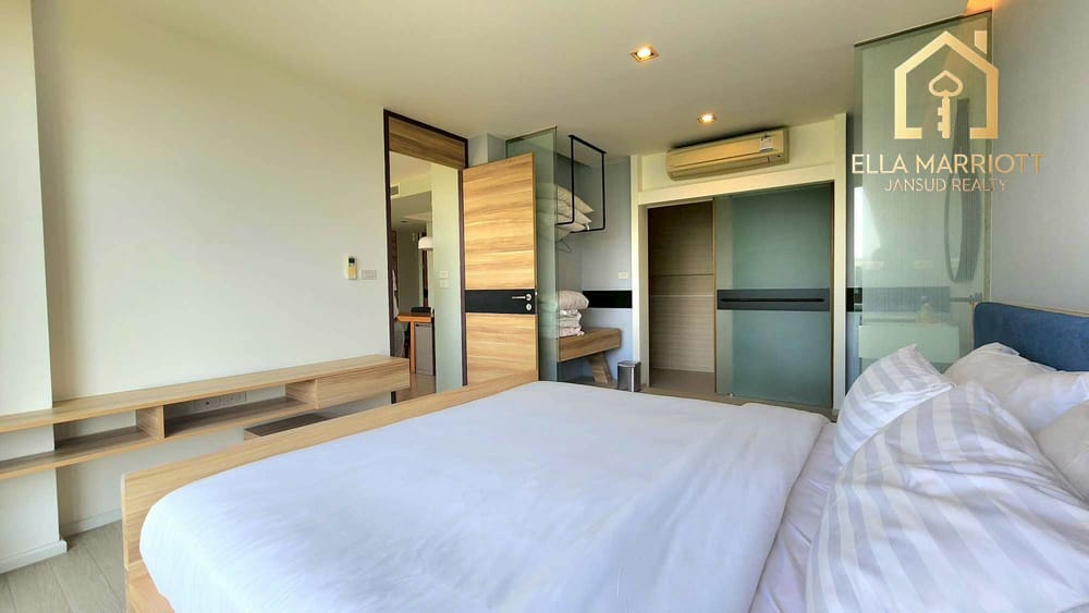 Luxury Beachfront Condo in Khao Tao | Wan Vayla 13
