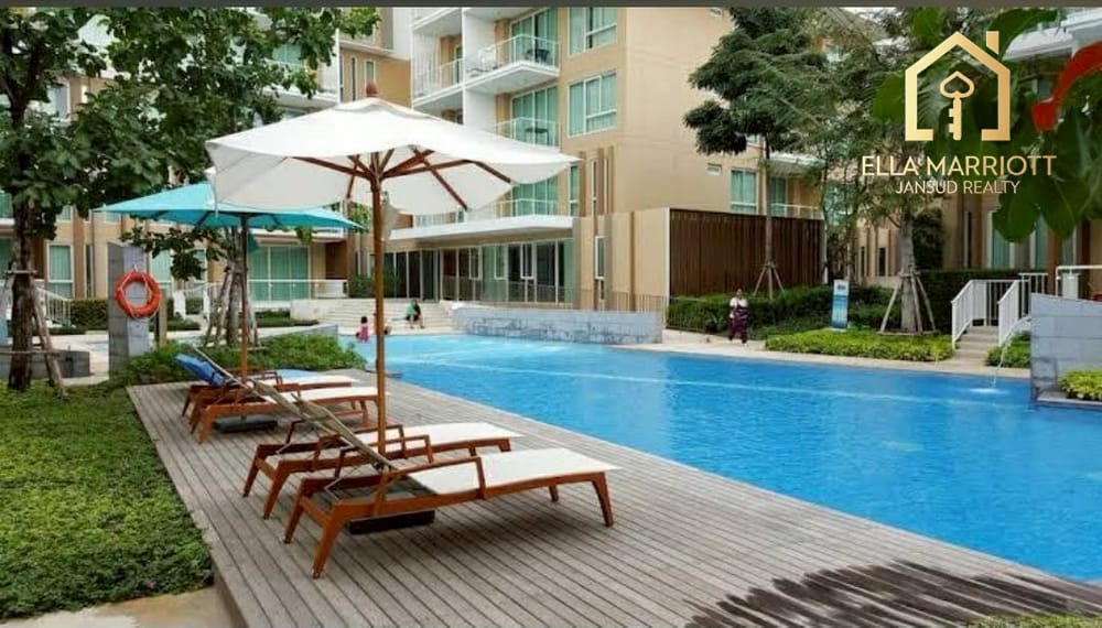 Luxury Beachfront Condo in Khao Tao | Wan Vayla 24