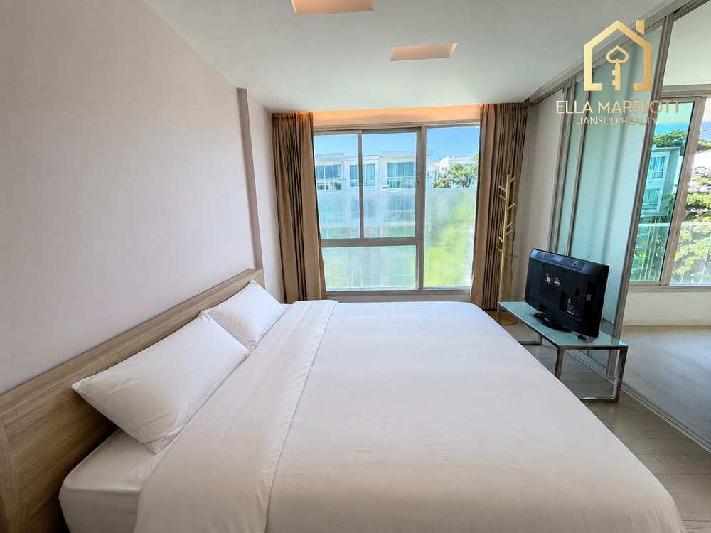 Luxury Beachfront Condo in Khao Tao | Wan Vayla 27