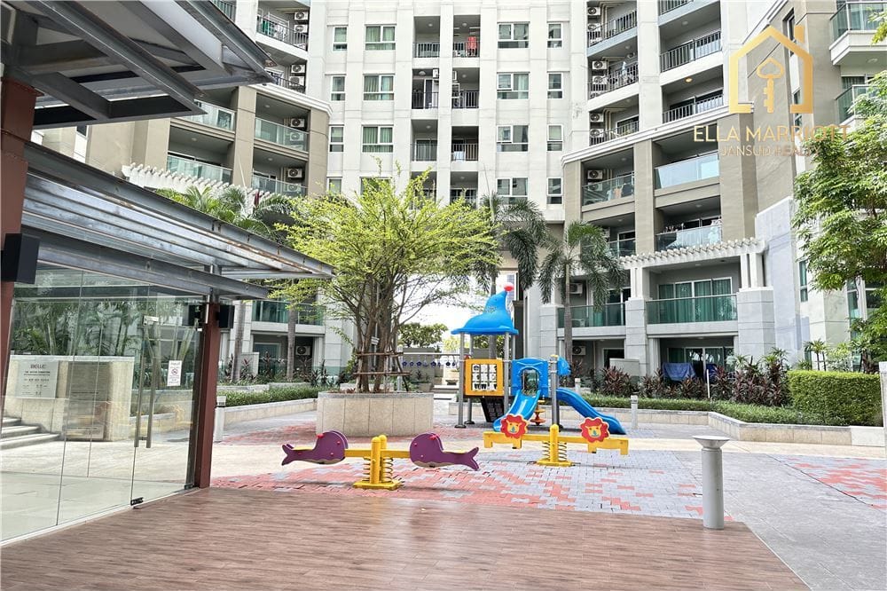Geräumige Eigentumswohnung nahe MRT Phra Ram 9 – 11 Gehminuten im Zentrum von Bangkok 25