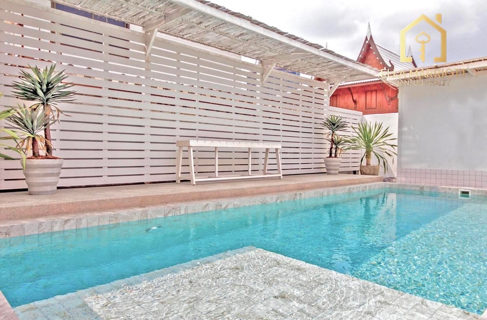 Charming Pet-Friendly Pool Villa Prime Central Hua Hin 4