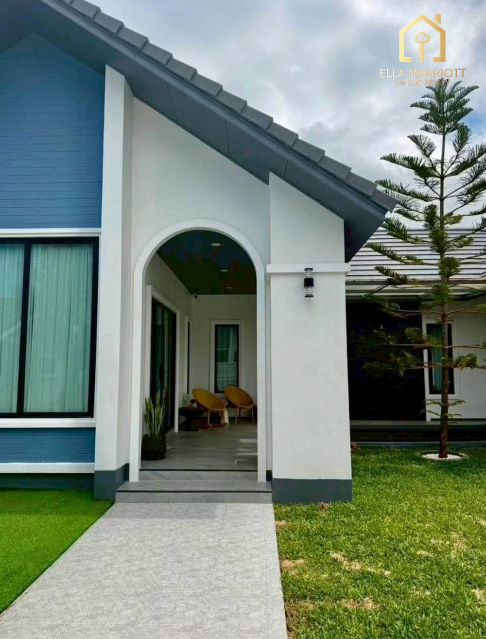 Fully Furnished Modern Family Home with Koi Pond – Fullrich Asset Phase 10 3