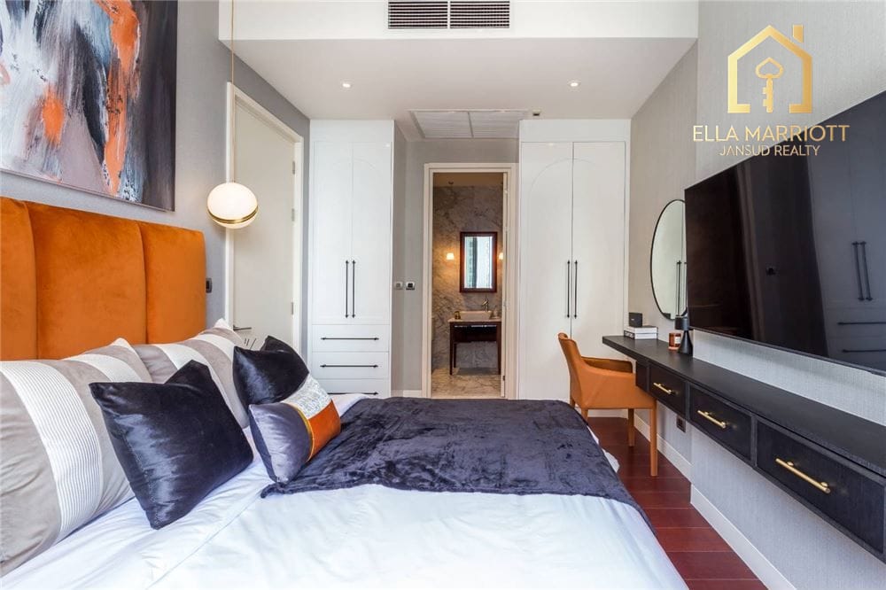 Luxury Condo at KHUN by YOO, 17 Mins Walk to BTS Thong Lo, Bangkok 10