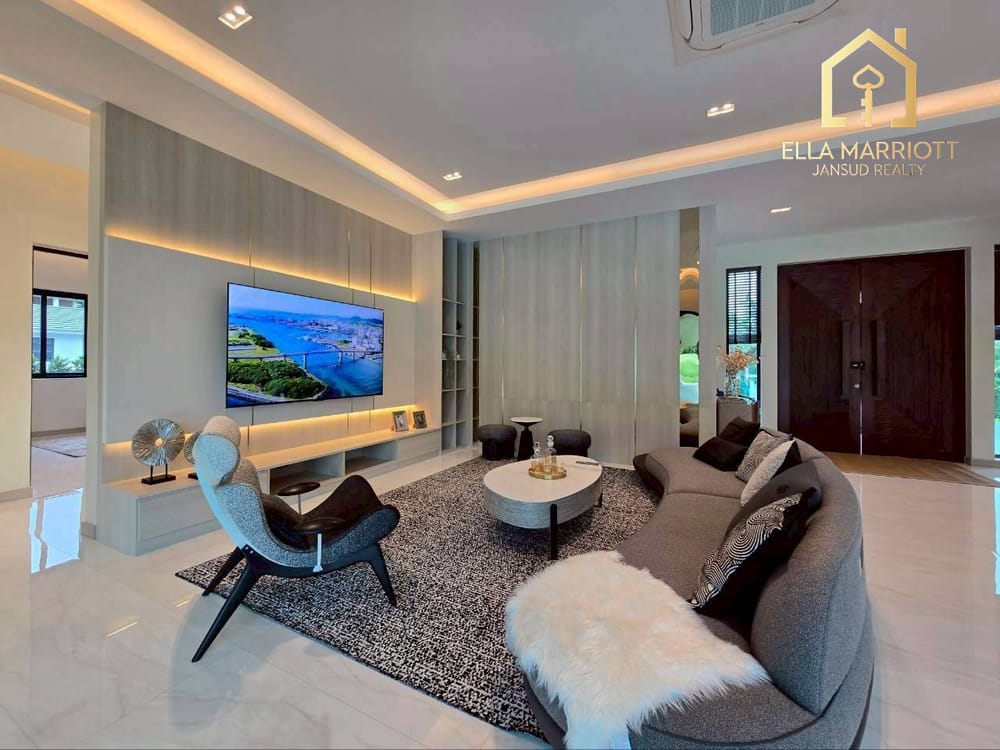 Exclusive Pool Villa in Palm Hills Golf Club and Residence 23