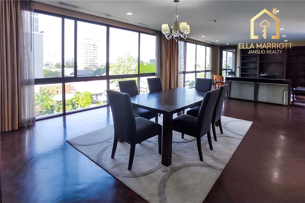 Rent 100K | 180sqm Reno 2BR | 500m to BTS Ekkamai | Boutique Living 2