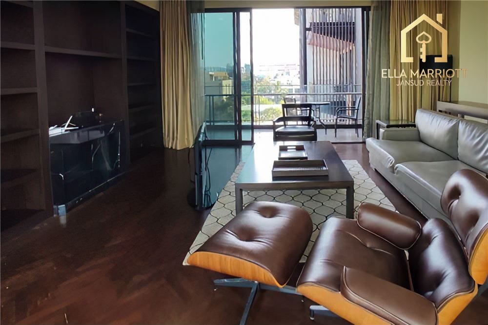 Rent 100K | 180sqm Reno 2BR | 500m to BTS Ekkamai | Boutique Living 4