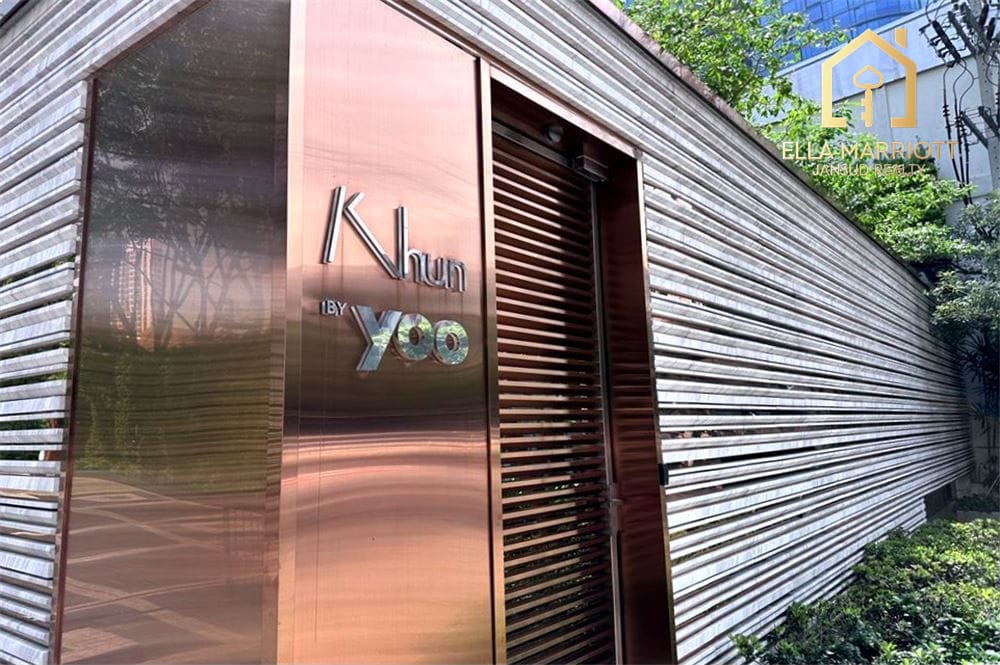 Stylish 2BR Condo in Vibrant Bangkok Hub 23