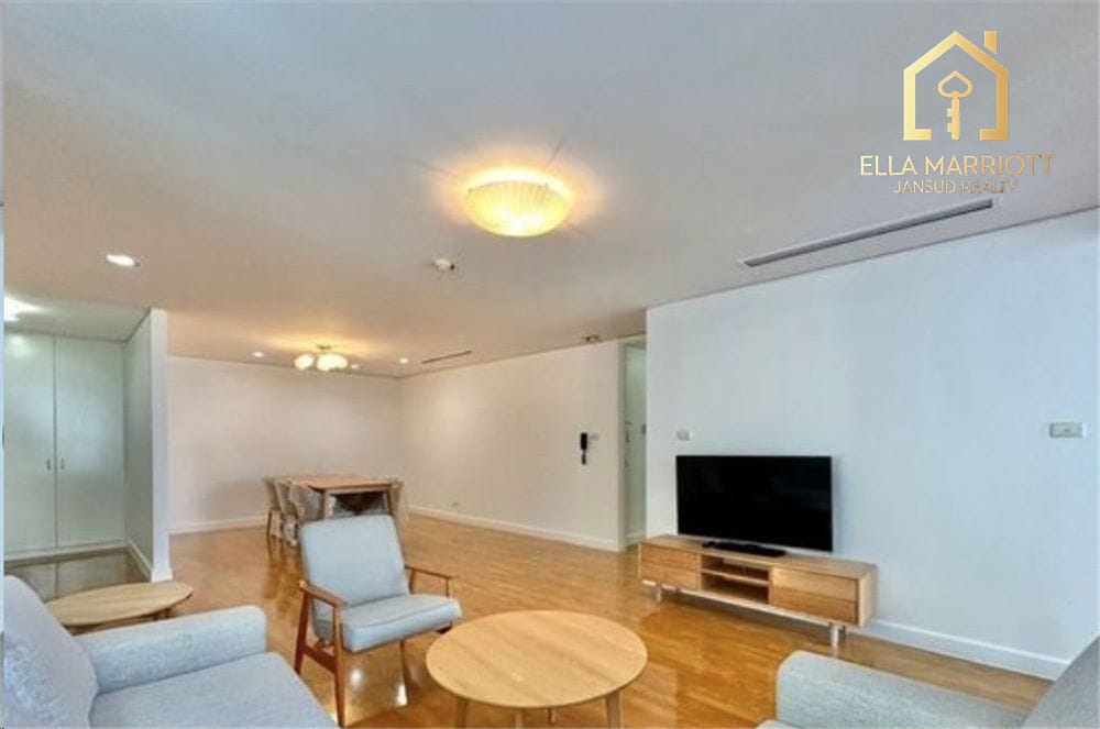 Rent 80K | 148sqm 3BR Low-Rise | Sathorn Soi 1 | Walk to MRT Lumpini 4