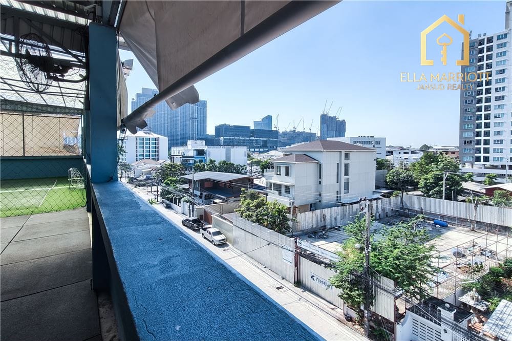 Commercial Building Great Condition- Sukhumvit 101 106