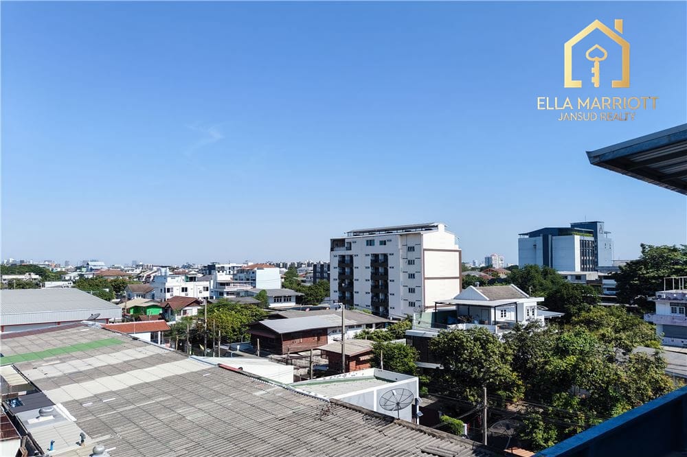 Commercial Building Great Condition- Sukhumvit 101 107