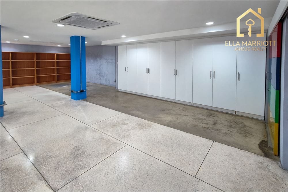 Commercial Building Great Condition- Sukhumvit 101 18