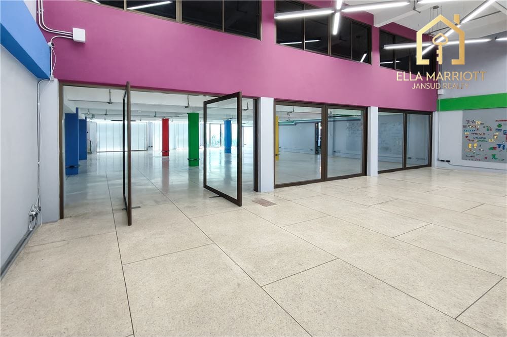 Commercial Building Great Condition- Sukhumvit 101 24