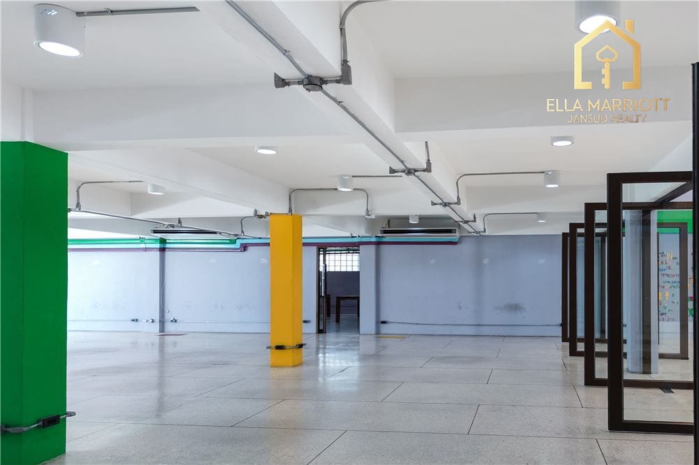 Commercial Building Great Condition- Sukhumvit 101 28