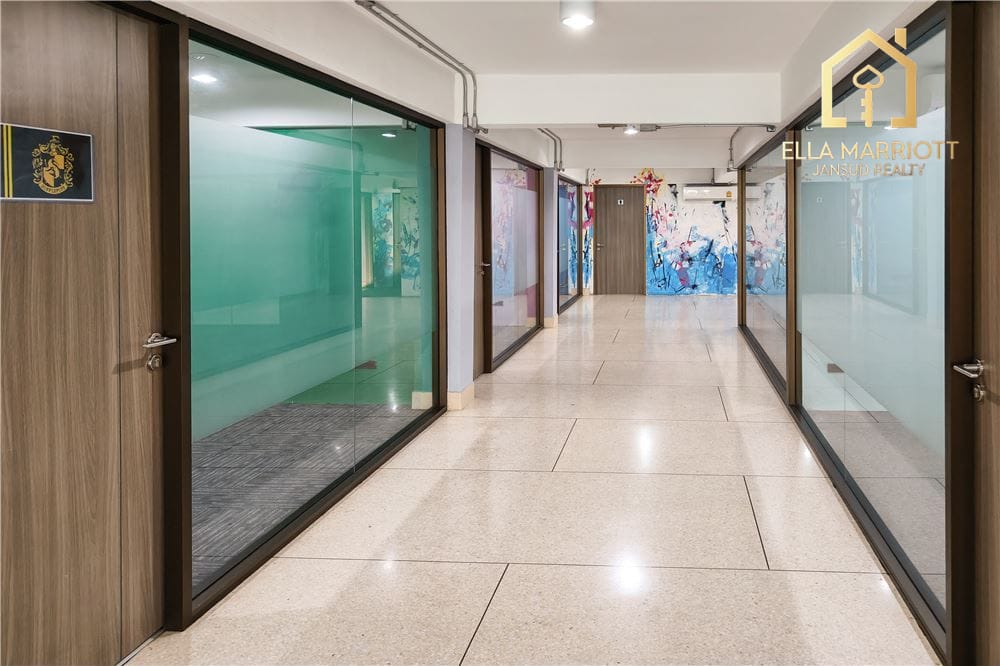 Commercial Building Great Condition- Sukhumvit 101 38
