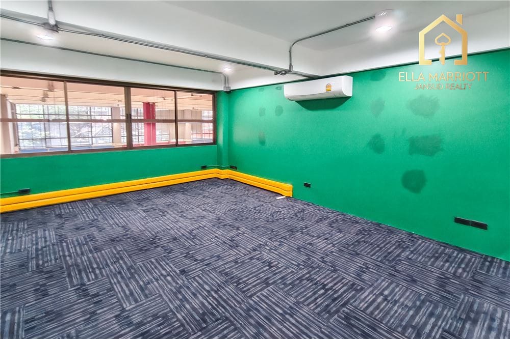 Commercial Building Great Condition- Sukhumvit 101 39
