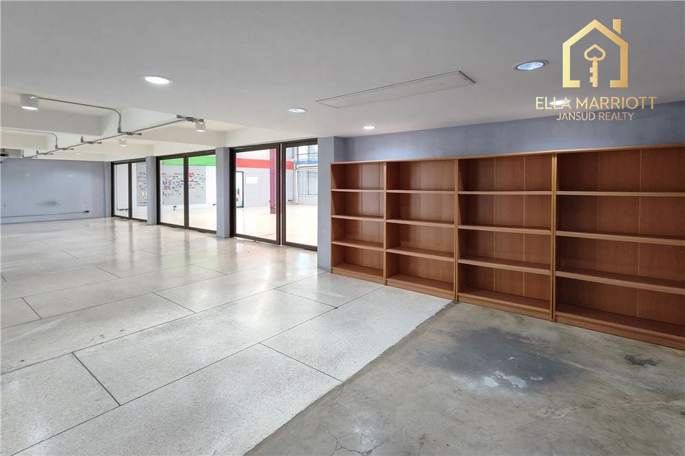 Commercial Building Great Condition- Sukhumvit 101 6