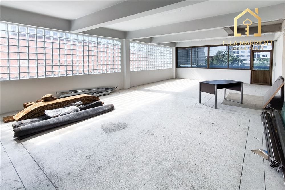 Commercial Building Great Condition- Sukhumvit 101 69