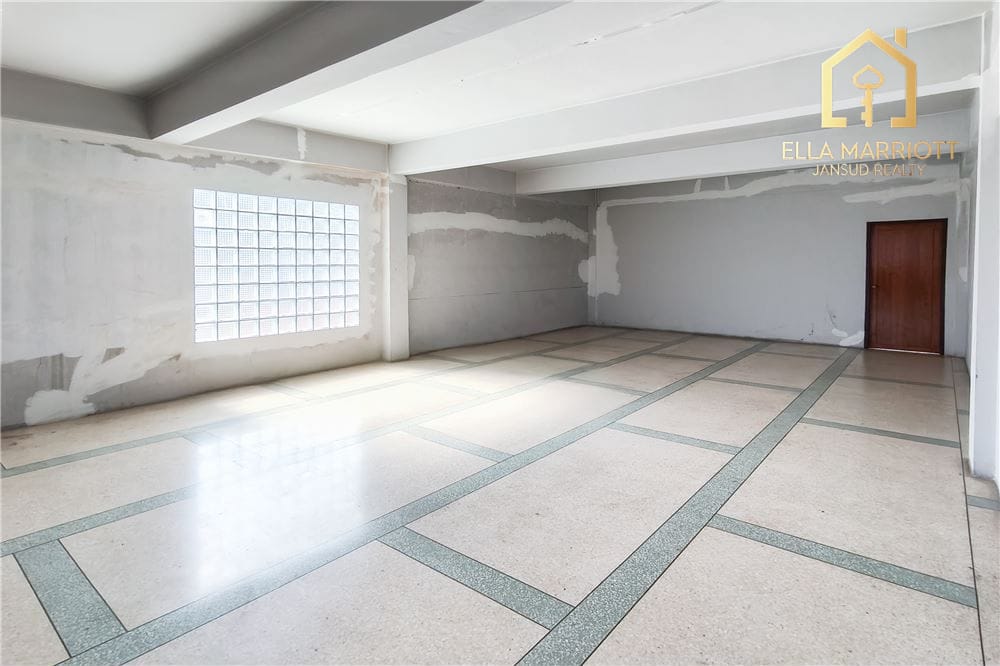 Commercial Building Great Condition- Sukhumvit 101 77