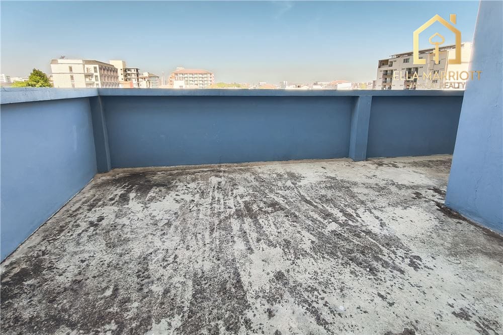 Commercial Building Great Condition- Sukhumvit 101 82