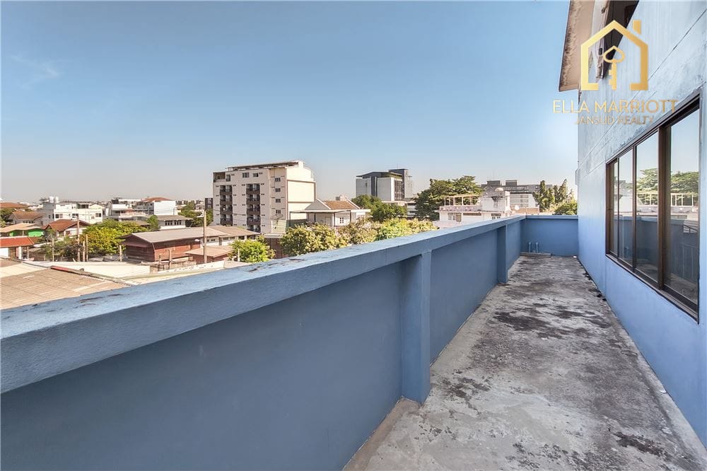 Commercial Building Great Condition- Sukhumvit 101 83