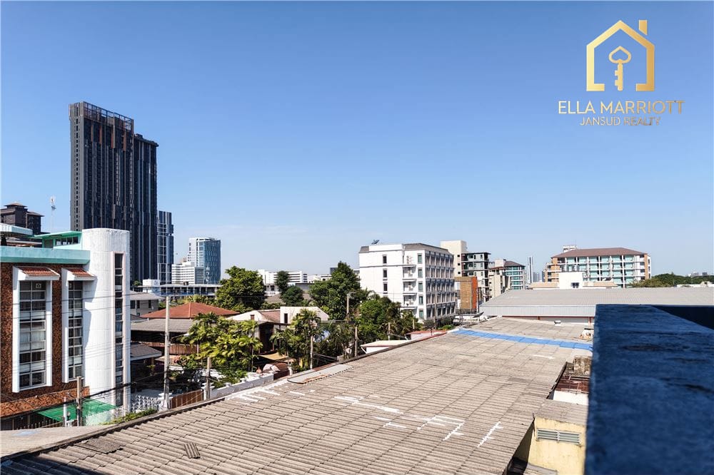 Commercial Building Great Condition- Sukhumvit 101 87