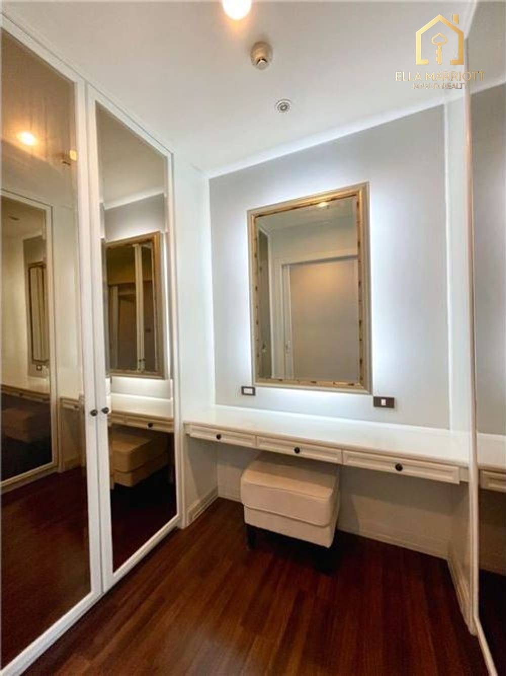 Rent 70K | 113sqm Reno 2BR | High Floor | 200m to BTS Chong Nonsi 10