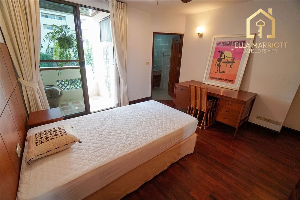 Cozy 3-Bedroom Low-Rise Apartment in Prime Sukhumvit 16