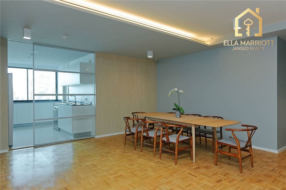 Rent 128.4K | 202sqm 3BR 3BA High-Rise | Cat-Friendly | Phrom Phong 3