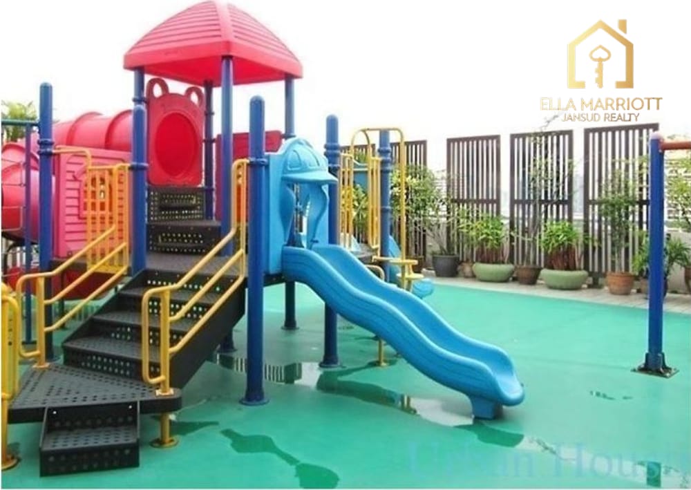 Rent 128.4K | 202sqm 3BR 3BA High-Rise | Cat-Friendly | Phrom Phong 8