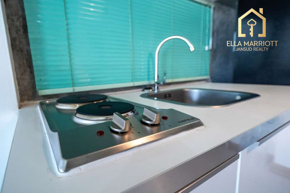 1 Bed Studio Condo for Sale, 7 Mins Walk to BTS Thonglor 12