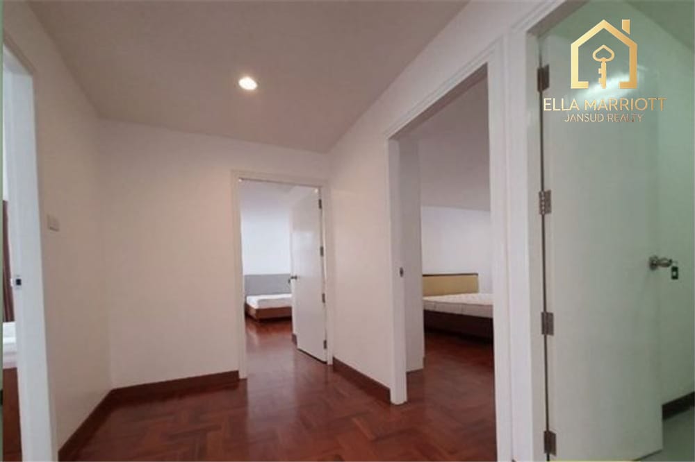 Luxury 3BR Pet-Friendly Condo for Rent on Sukhumvit 24 8