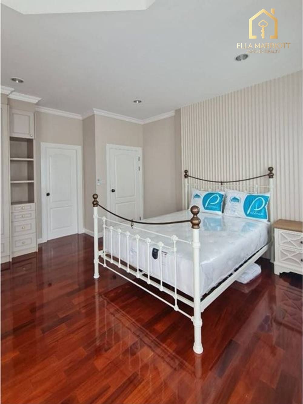 Luxury 5-Bedroom Pool Villa in Bang Na | 350 SQM | Pet-Friendly 13
