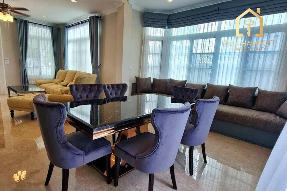 Luxury 5-Bedroom Pool Villa in Bang Na | 350 SQM | Pet-Friendly 3