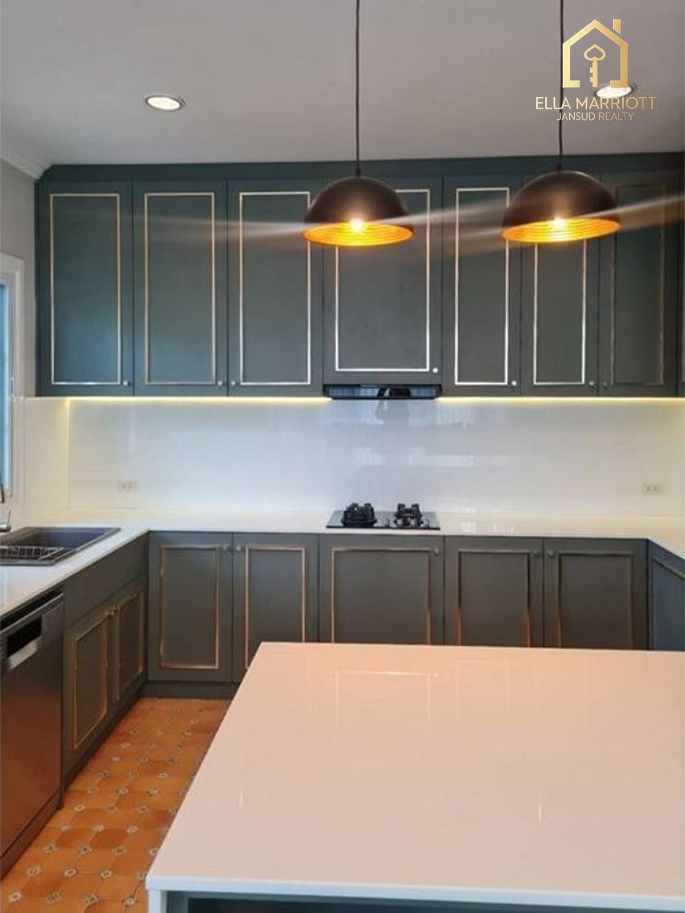 Luxury 5-Bedroom Pool Villa in Bang Na | 350 SQM | Pet-Friendly 4