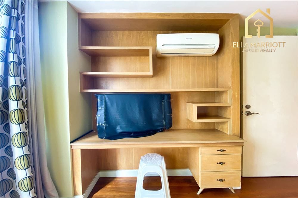 2-Zimmer-Eigentumswohnung in Phrom Phong zu verkaufen - 79m² im 11. Stock, 17 Gehminuten zur BTS, mit Mieter verkauft. 14