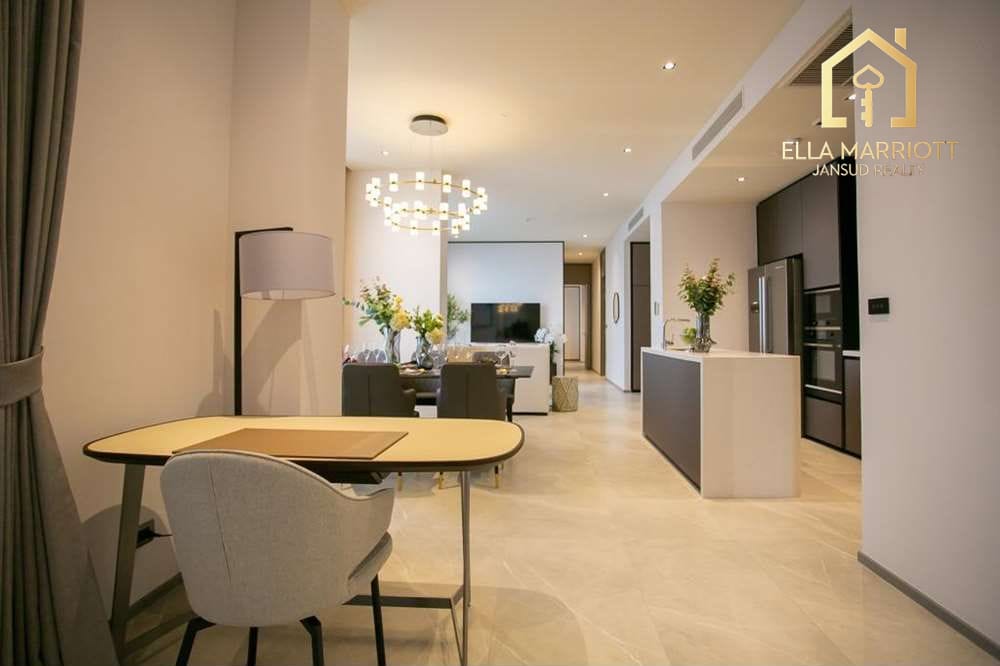 Beautiful 3 Bedrooms 3 Bathrooms on Sukhumvit road. 10