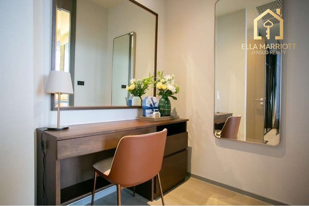 Beautiful 3 Bedrooms 3 Bathrooms on Sukhumvit road. 15