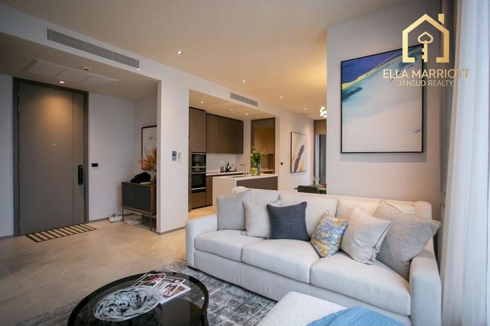 Beautiful 3 Bedrooms 3 Bathrooms on Sukhumvit road. 22