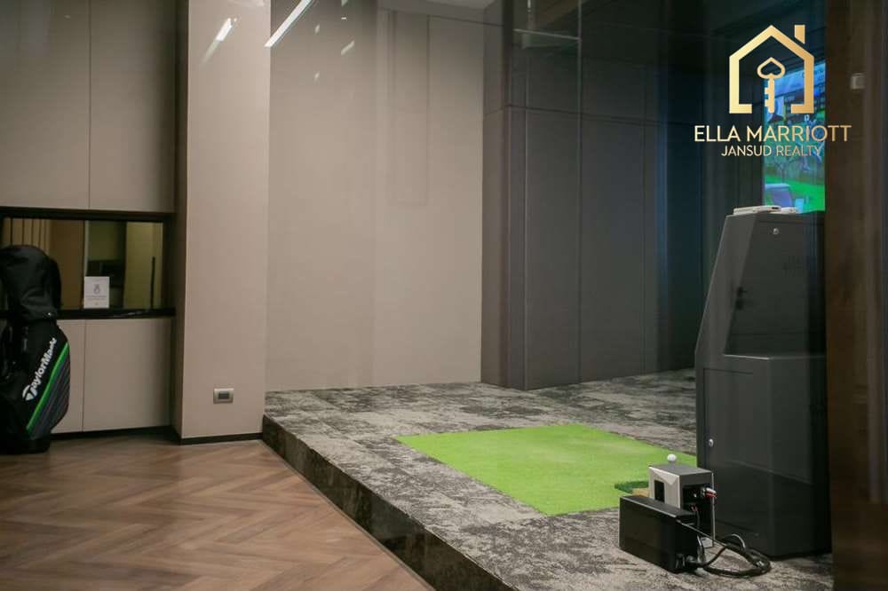 Beautiful 3 Bedrooms 3 Bathrooms on Sukhumvit road. 30