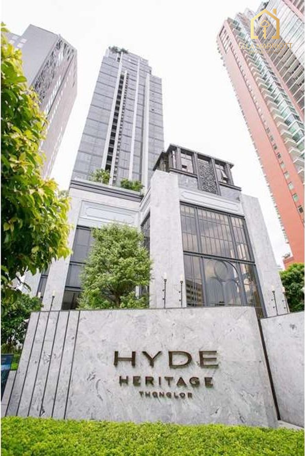Beautiful 3 Bedrooms 3 Bathrooms on Sukhumvit road. 52