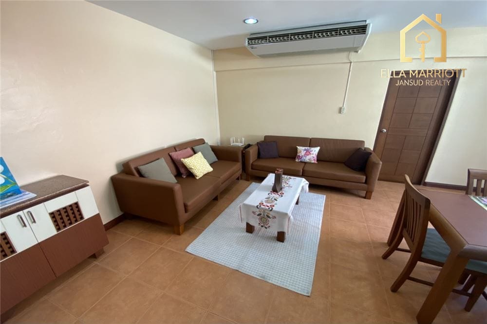 1 Schlafzimmer Wohnung zur Miete für 35.000 | 60m² mit Balkon Nähe BTS Phrom Phong 1