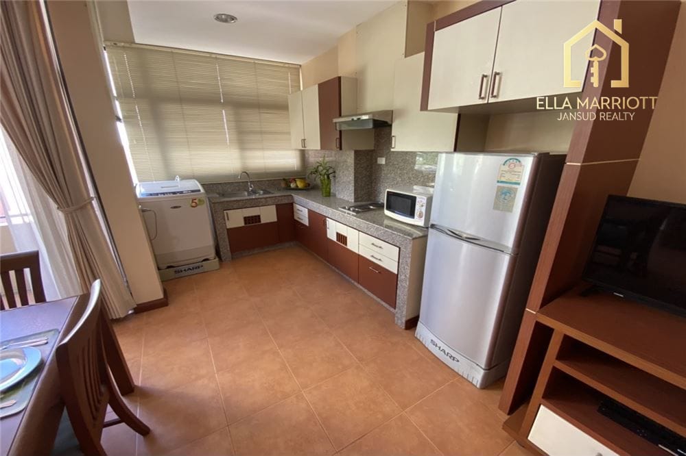 1 Schlafzimmer Wohnung zur Miete für 35.000 | 60m² mit Balkon Nähe BTS Phrom Phong 3