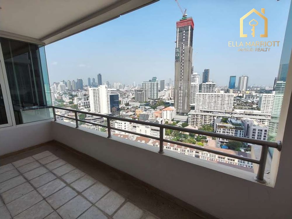 Spacious Luxury Condo Steps from BTS Thong Lo - 18 Min Walk 14