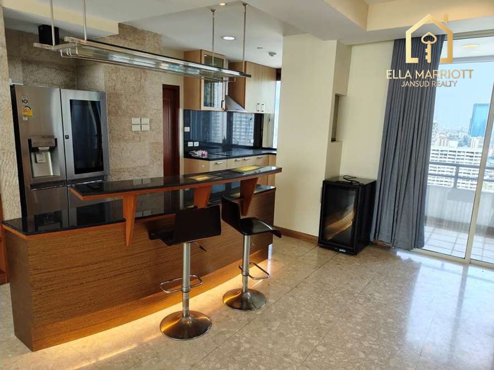 Spacious Luxury Condo Steps from BTS Thong Lo - 18 Min Walk 5