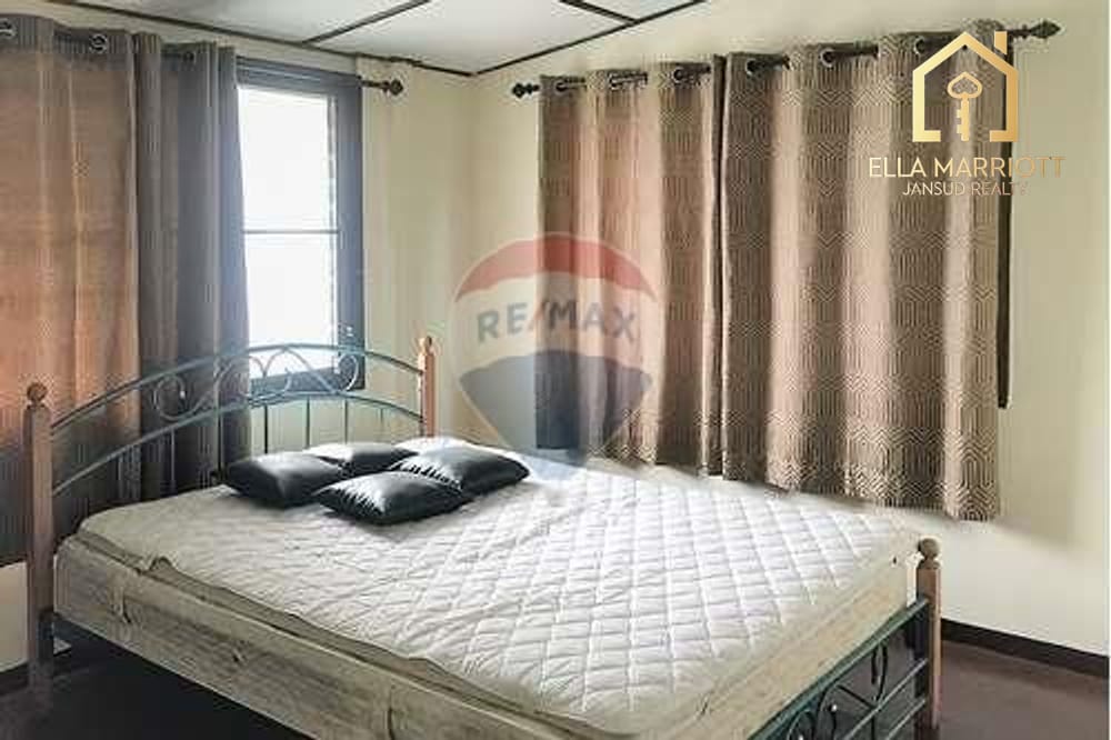Modern 3+1 Bedroom Detached House for Sale in Sathorn 11